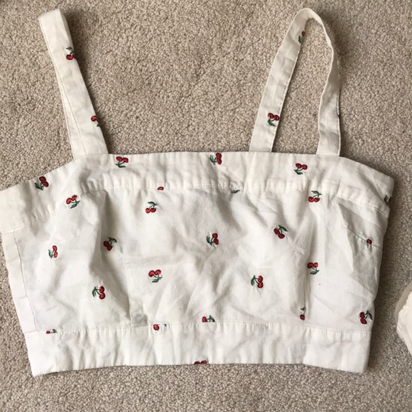 Forever 21 Tops - Cherry Print crop top